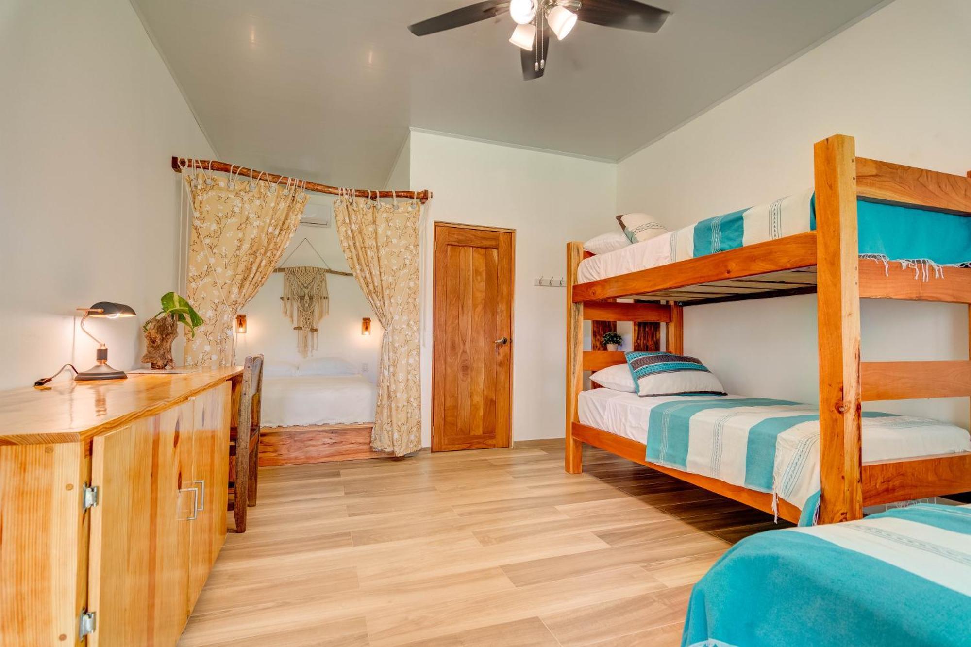 Beach Break Hotel & Surf Camp De Плайя-Венао Экстерьер фото