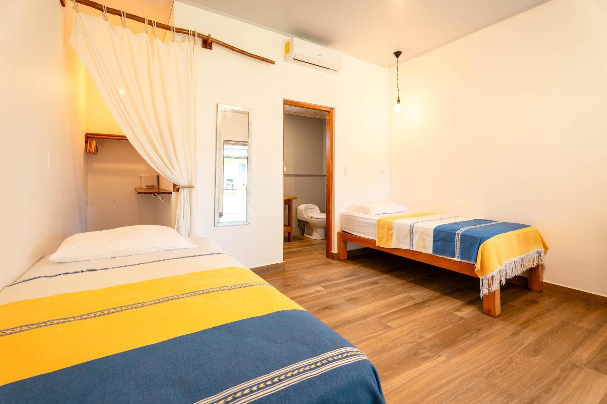 Beach Break Hotel & Surf Camp De Плайя-Венао Экстерьер фото